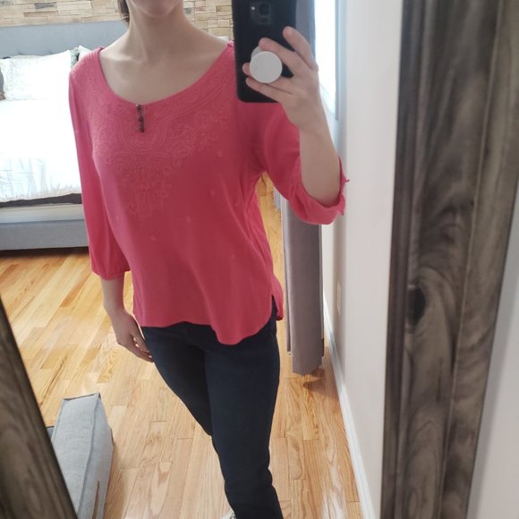 Pink Flowy Top - Picture 1 of 4